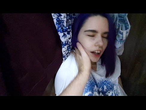 ❤️ Leidsin oma õe kapist ja aitasin tal cumida ❤ Kaunis porno at us et.hentaidude.ru